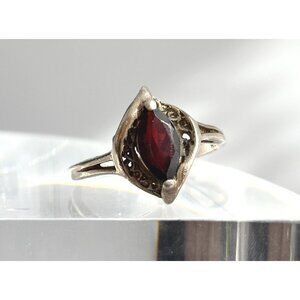 Calla Lily Garnet Semi-Precious 925 Sterling Silver Vintage Ring - sz 8